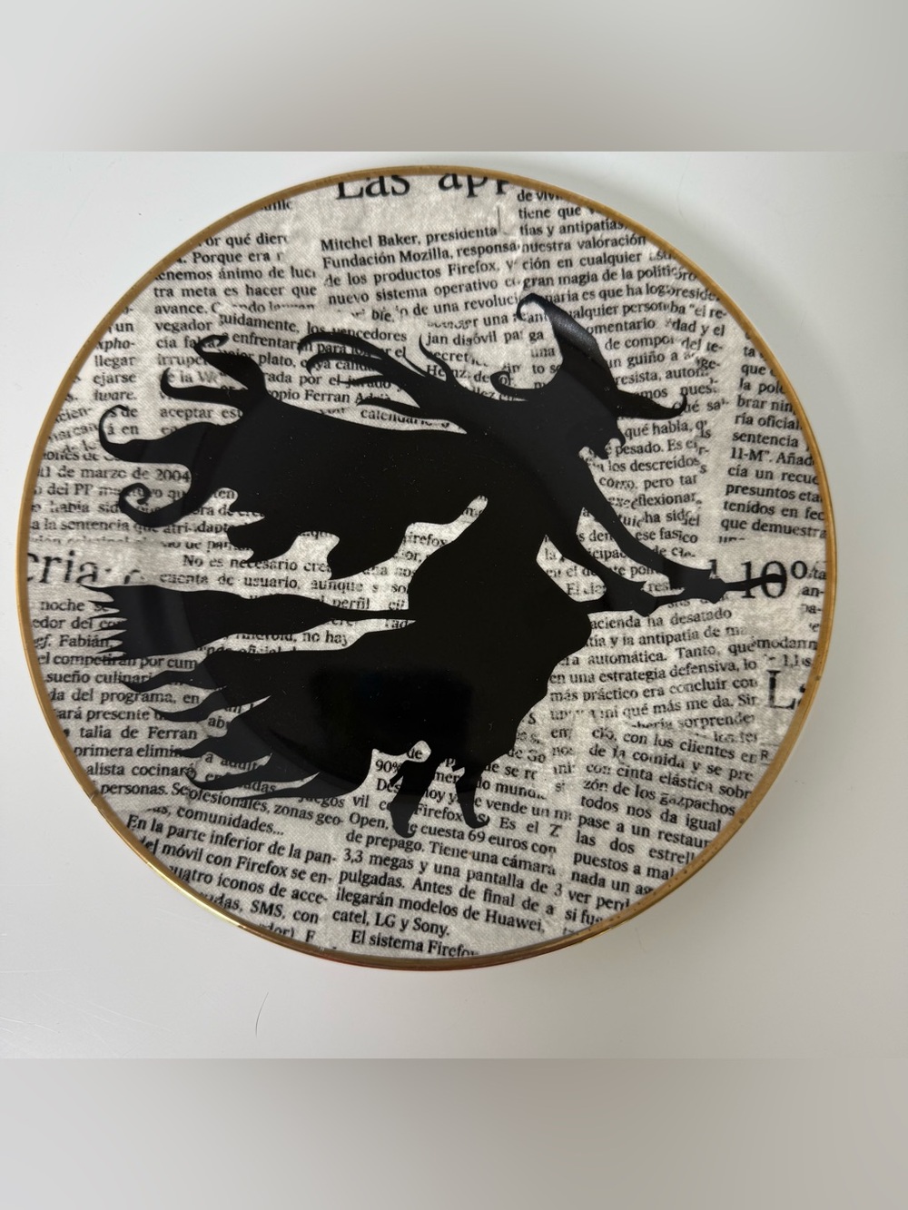 Ciroa Wicked Halloween Flying Witch Newspaper Fine China 8” Salad Plate Gold